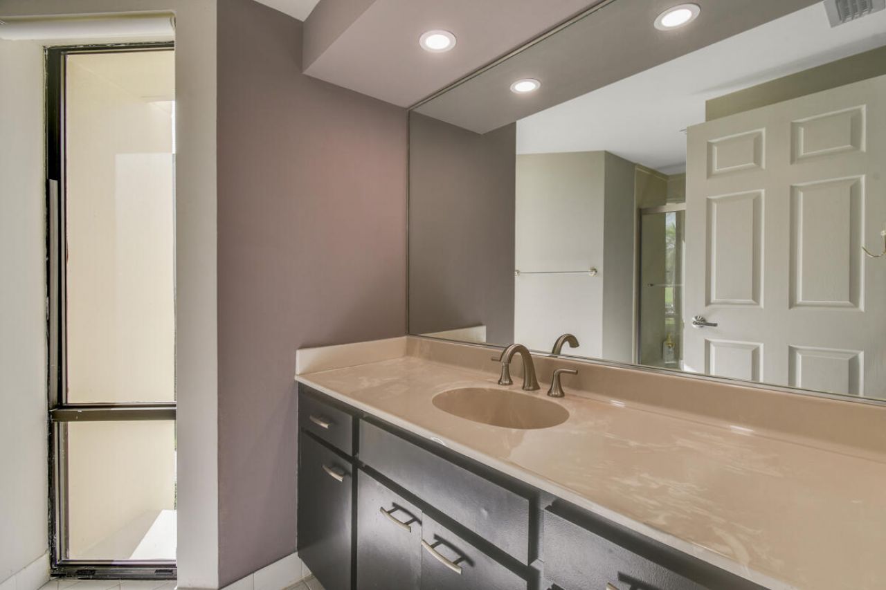 1117 Marine Way E, Unit K2-L, North Palm Beach, FL 33408 Photo