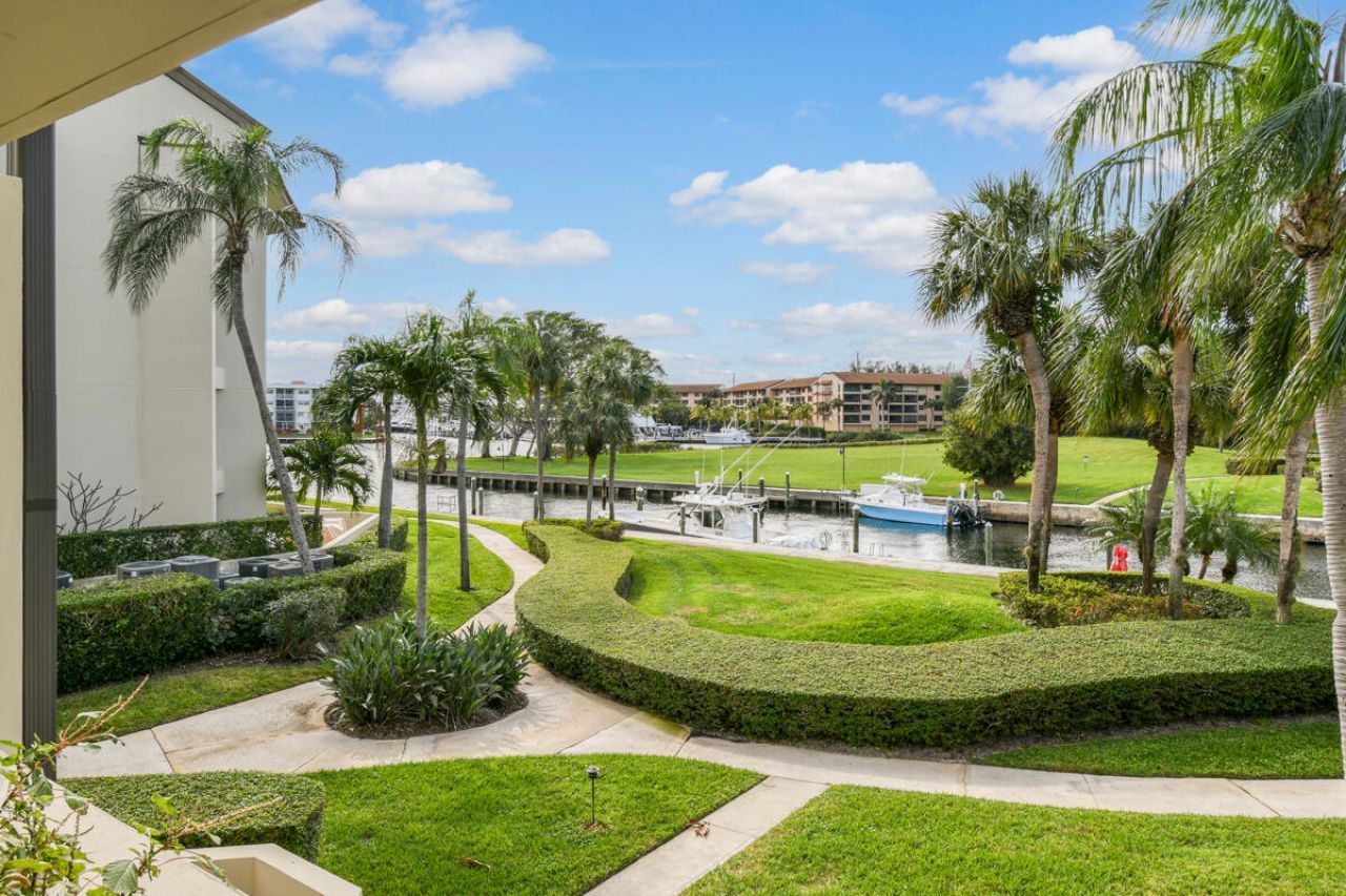 1117 Marine Way E, Unit K2-L, North Palm Beach, FL 33408 Photo