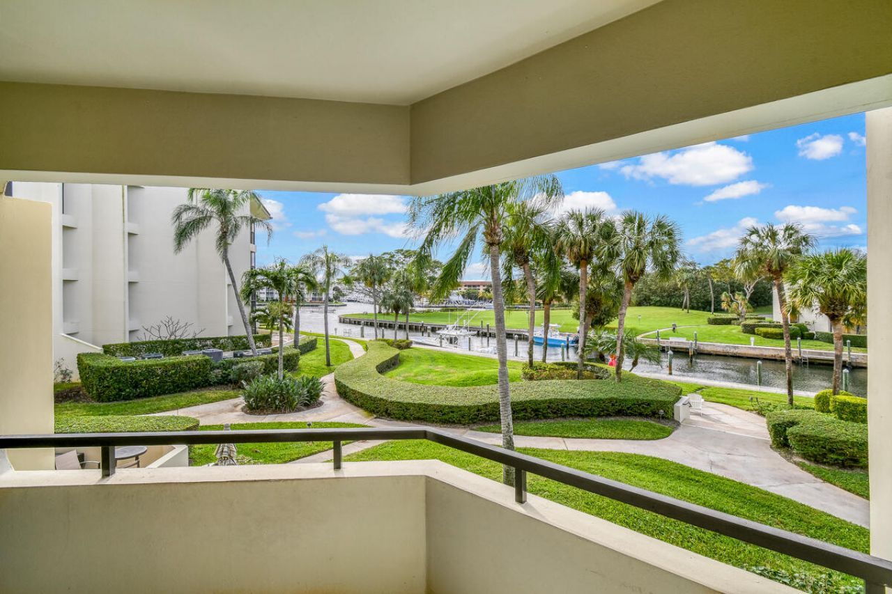 1117 Marine Way E, Unit K2-L, North Palm Beach, FL 33408 Photo
