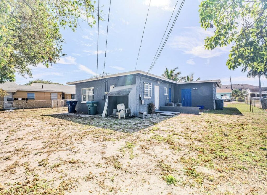 112 W 34th Street S, Unit 1, 2, Riviera Beach, FL 33404 Photo