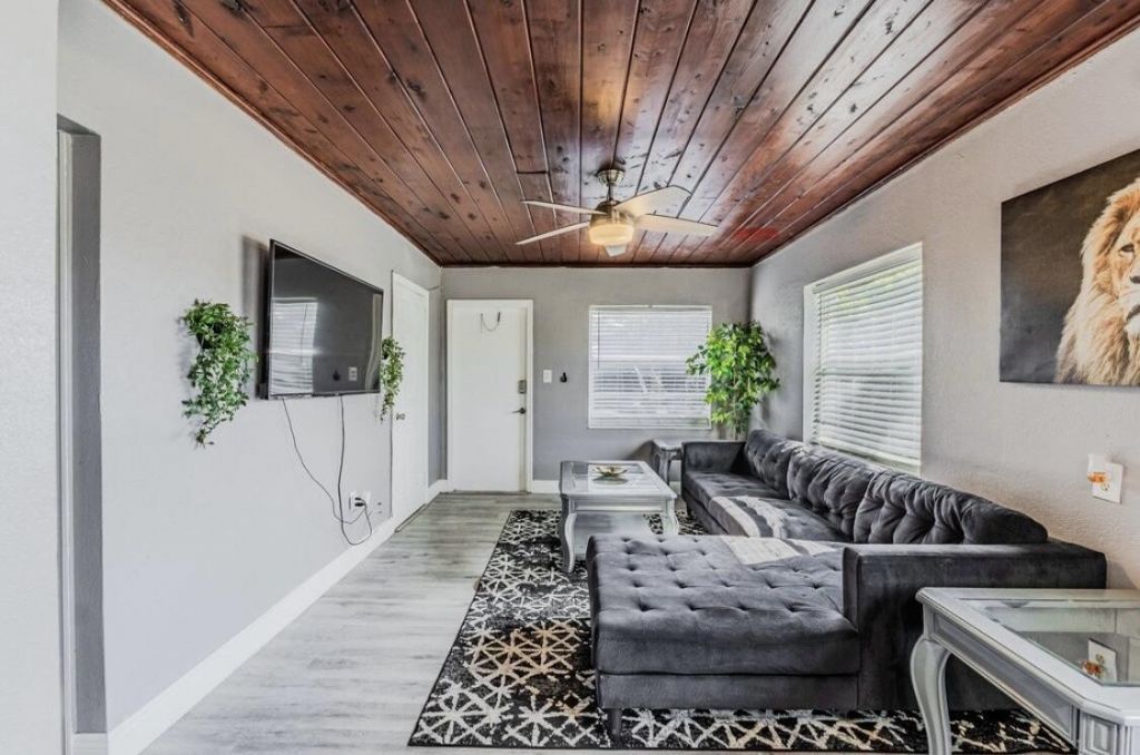 112 W 34th Street S, Unit 1, 2, Riviera Beach, FL 33404 Photo