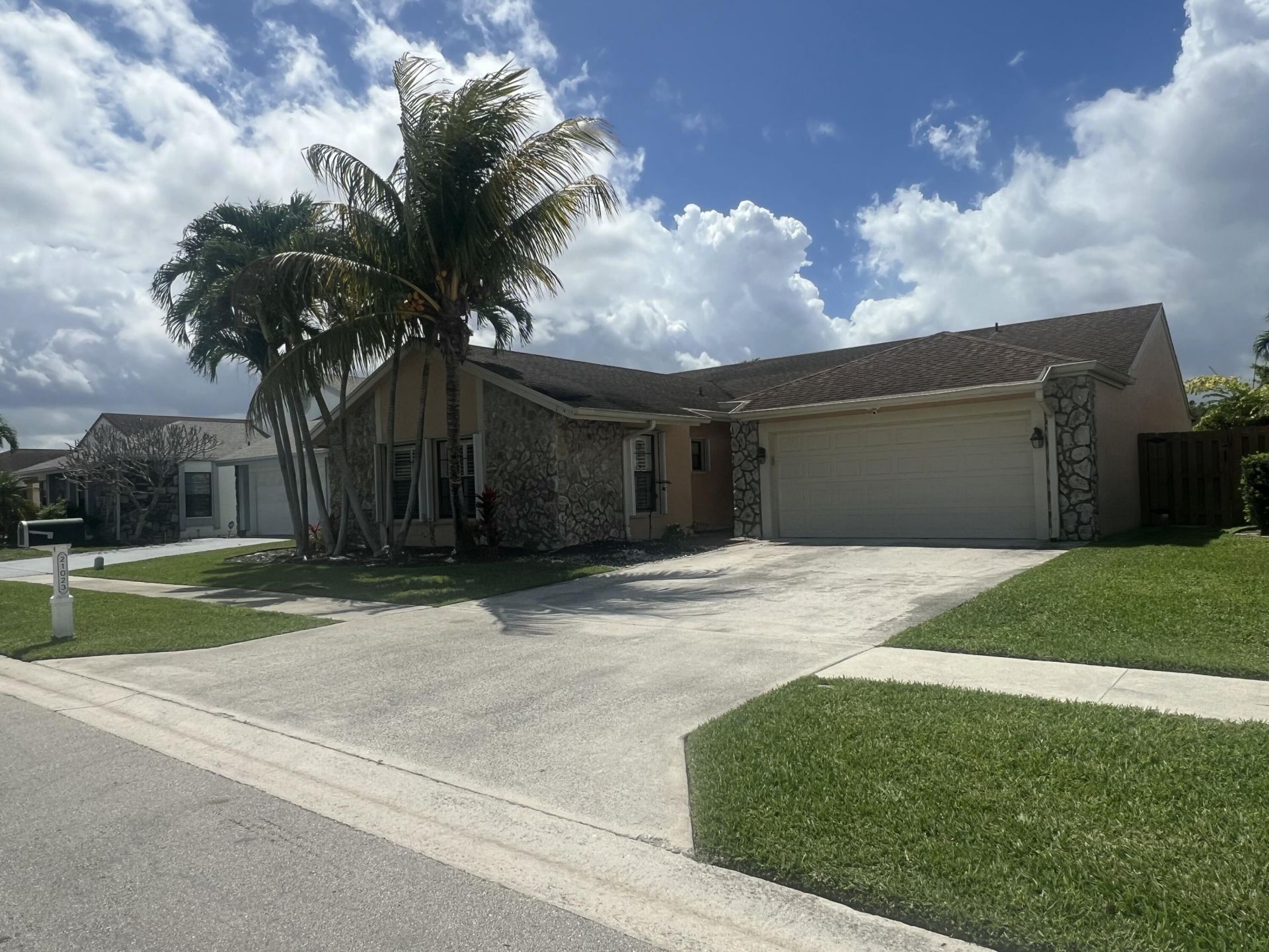 21023 Rustlewood Avenue, Boca Raton, FL 33428 Photo