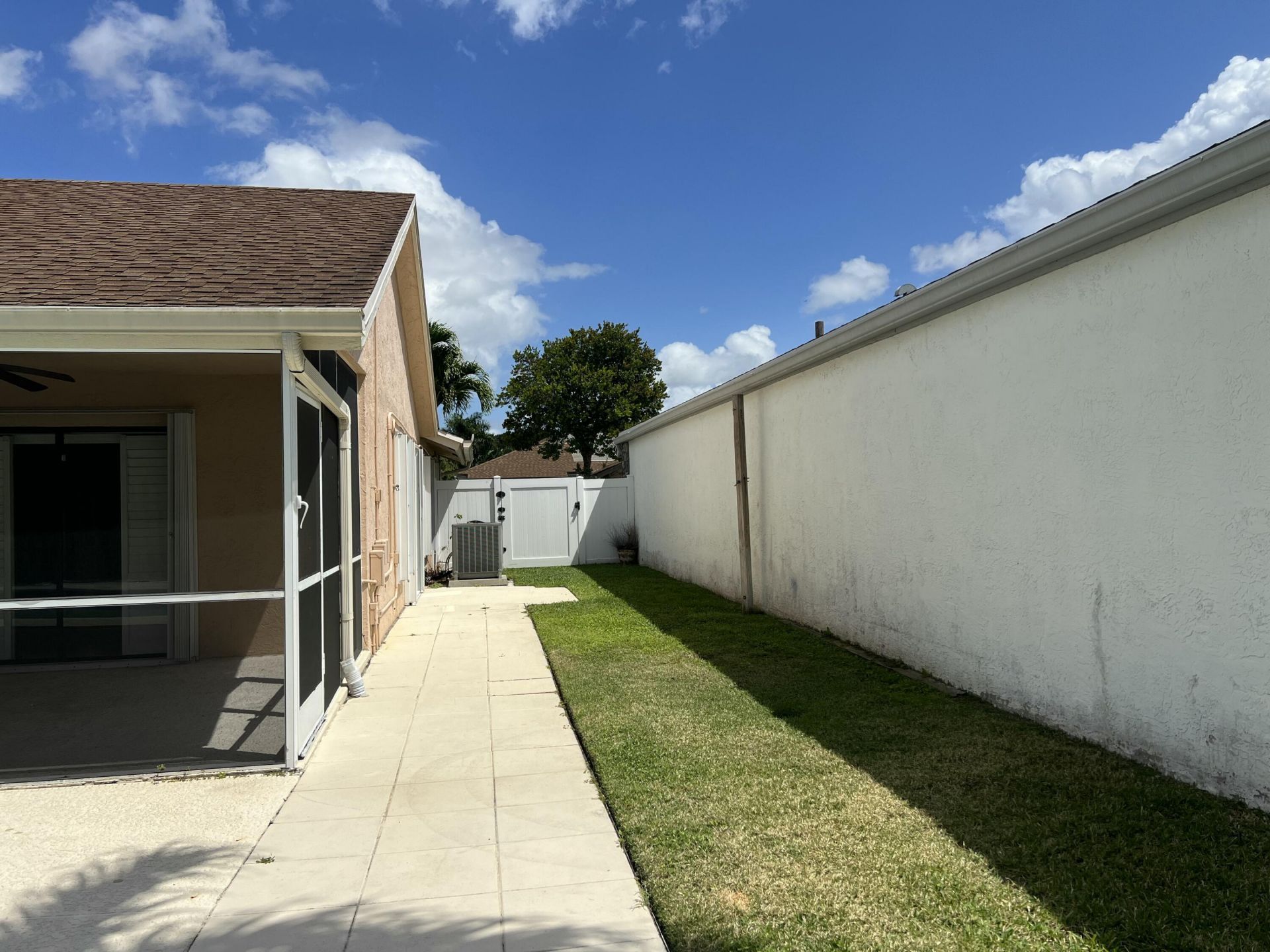 21023 Rustlewood Avenue, Boca Raton, FL 33428 Photo