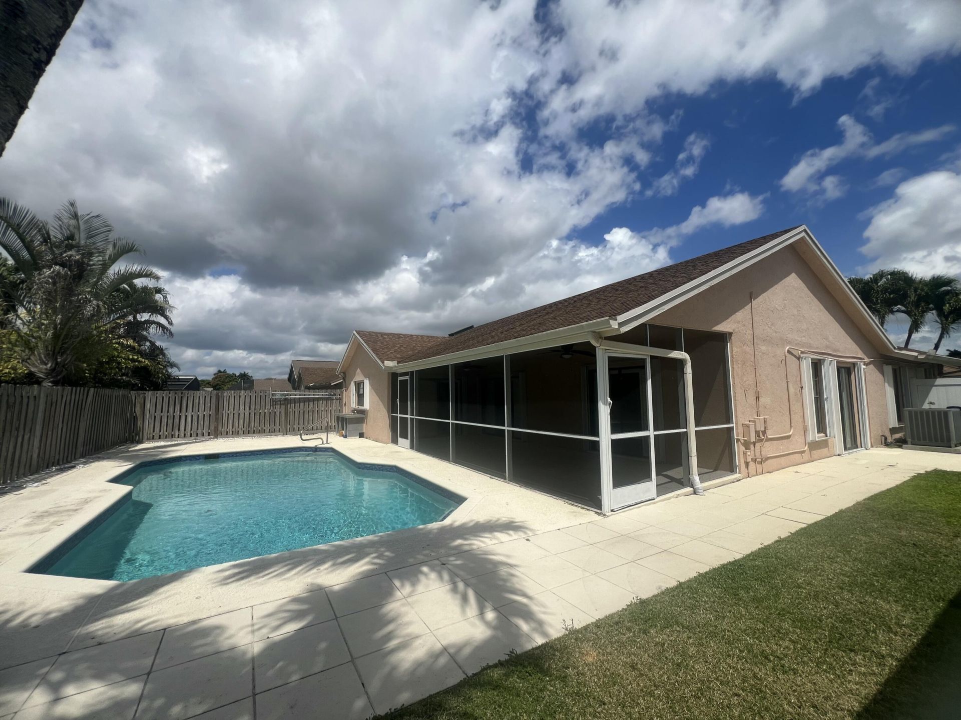 21023 Rustlewood Avenue, Boca Raton, FL 33428 Photo