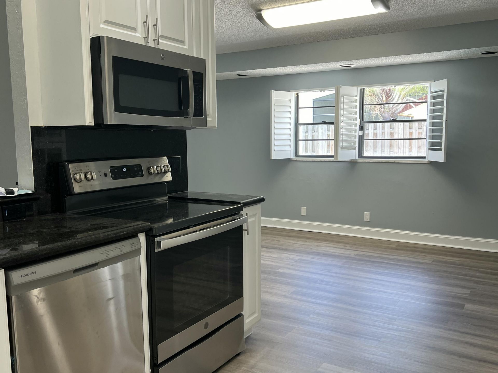 21023 Rustlewood Avenue, Boca Raton, FL 33428 Photo