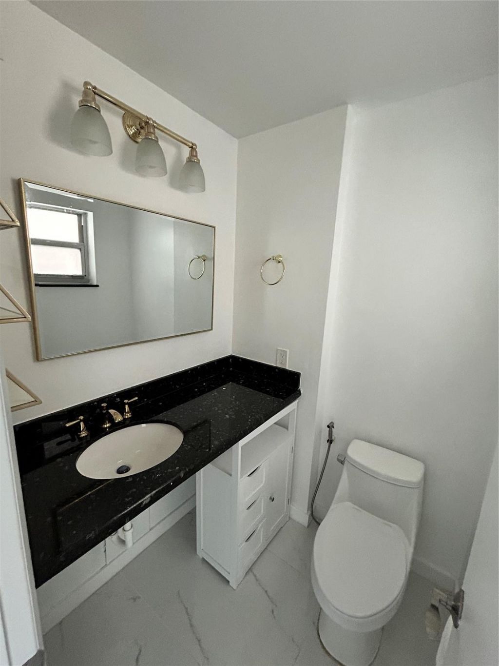 1445 Atlantic Shores Boulevard, Unit 406, Hallandale Beach, FL 33009 Photo