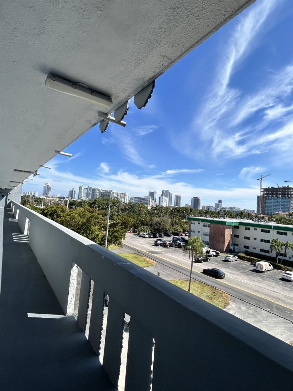 1445 Atlantic Shores Boulevard, Unit 406, Hallandale Beach, FL 33009 Photo