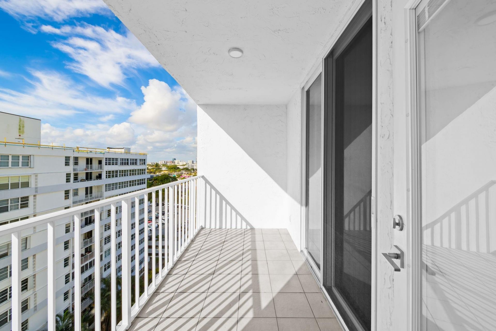 1170 N Federal Highway, Unit 1208, Fort Lauderdale, FL 33304 Photo