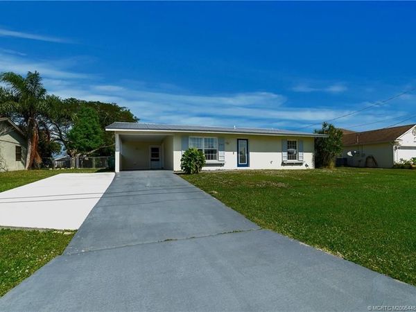 1365 SW Gastador Avenue, Port St Lucie, FL 34953