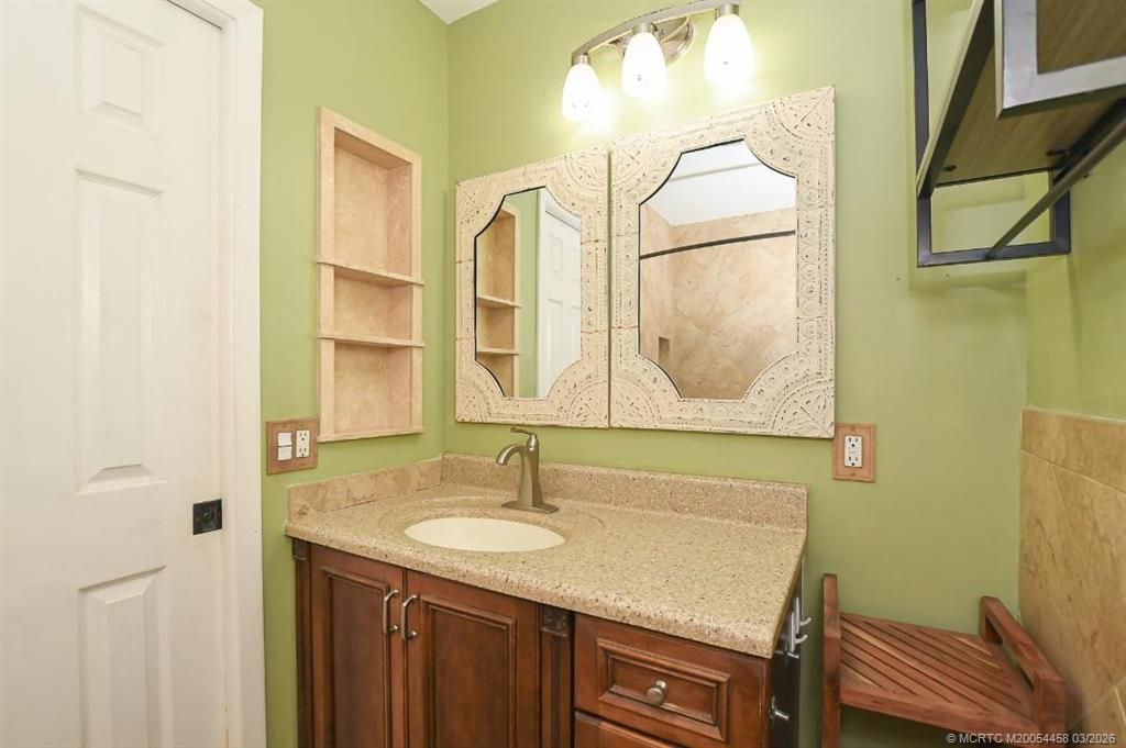 1365 SW Gastador Avenue, Port Saint Lucie, FL 34953 Photo