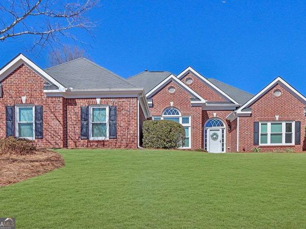 1040 Lewis Ridge Circle, Lawrenceville, GA 30045