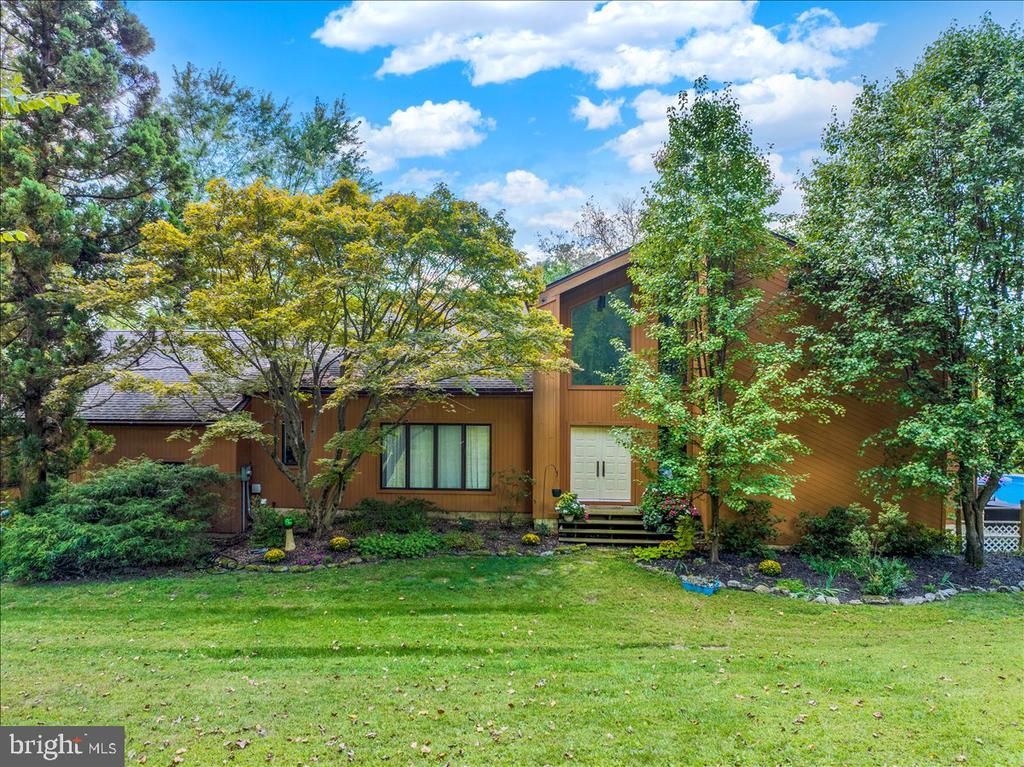 120 DEYSHER ROAD, FLEETWOOD, PA 19522