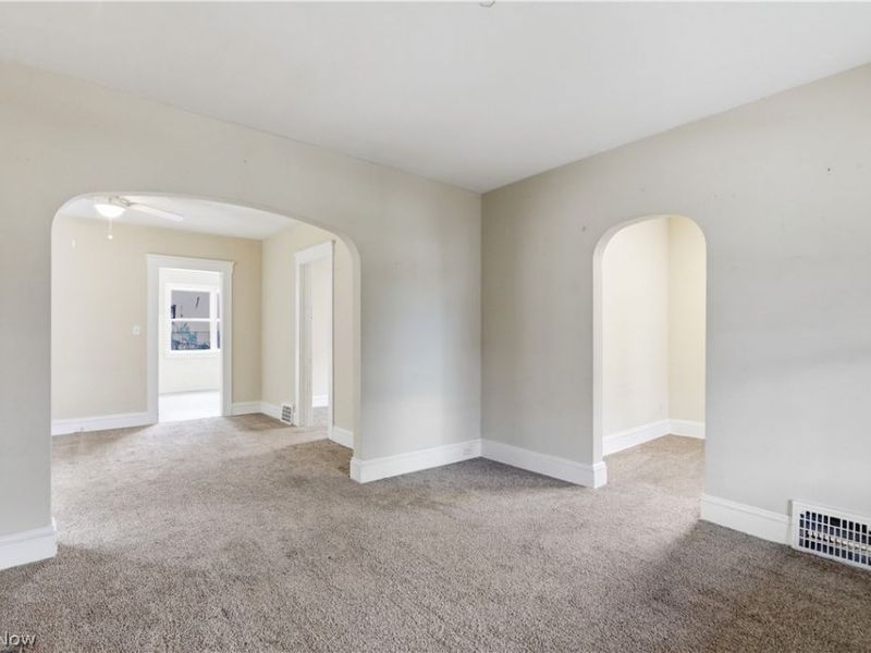 2609 Hood Avenue, Cleveland, OH 44109 Photo 7