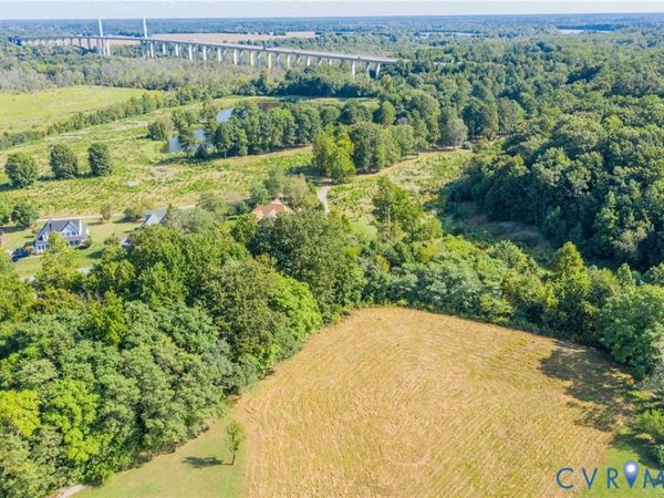 11800 Middlecoff Drive, Chester, VA 23836