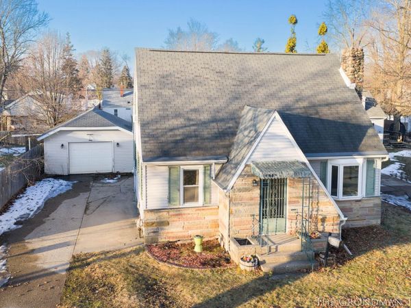 625 W Clinton Street, Hastings, MI 49058