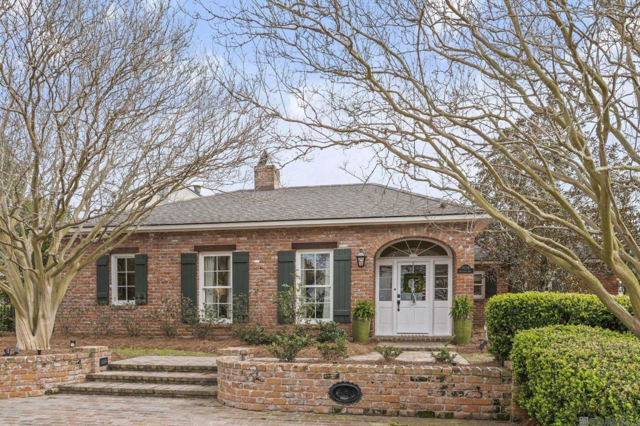 7028 Woodstock Dr, Baton Rouge, LA 70809 Main Photo