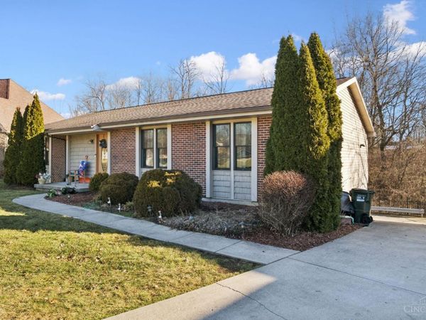10228 Springbeauty Lane, Springfield Twp., OH 45231