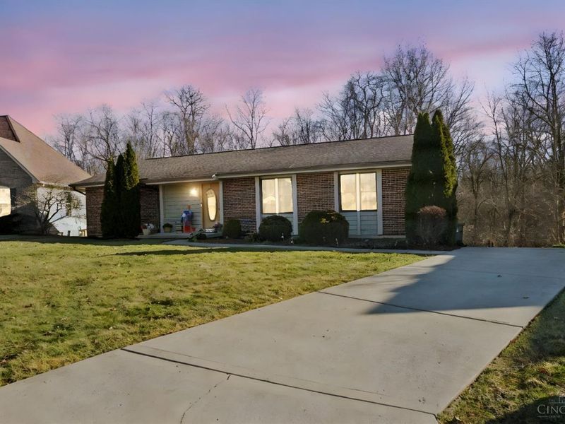 10228 Springbeauty Lane, Springfield Twp., OH 45231 Photo 5