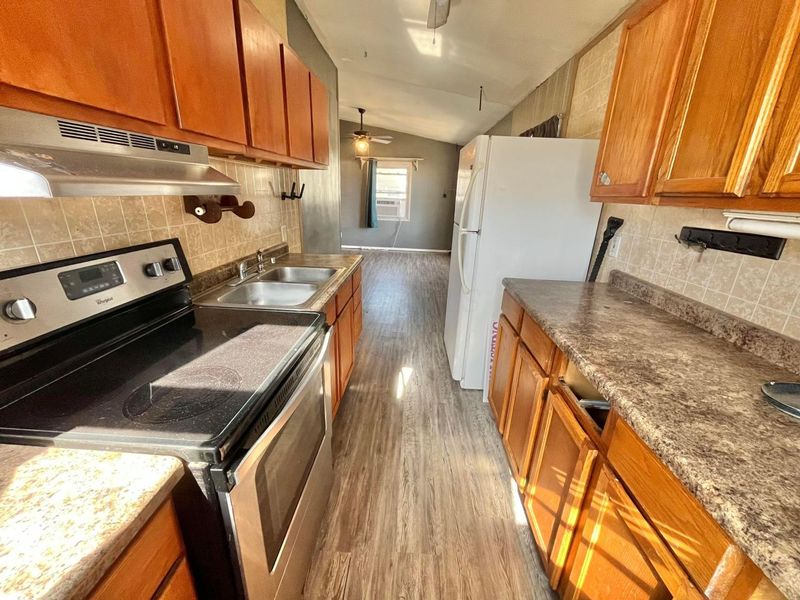 416 Stella Avenue, Circleville, OH 43113 Photo 6