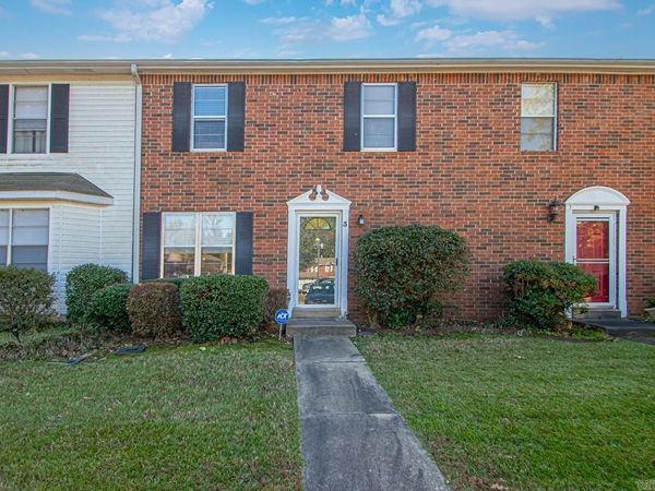 200 Pine Forest 3-B, Maumelle, AR 72113