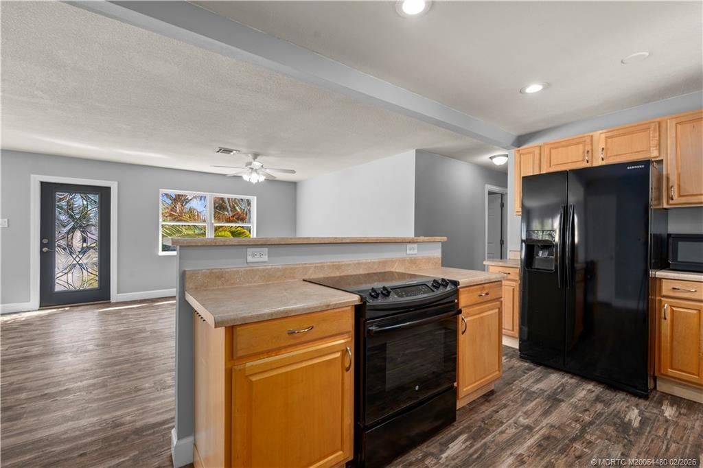 924 SE Dolphin Drive, Stuart, FL 34996 Photo