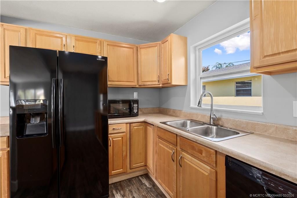 924 SE Dolphin Drive, Stuart, FL 34996 Photo