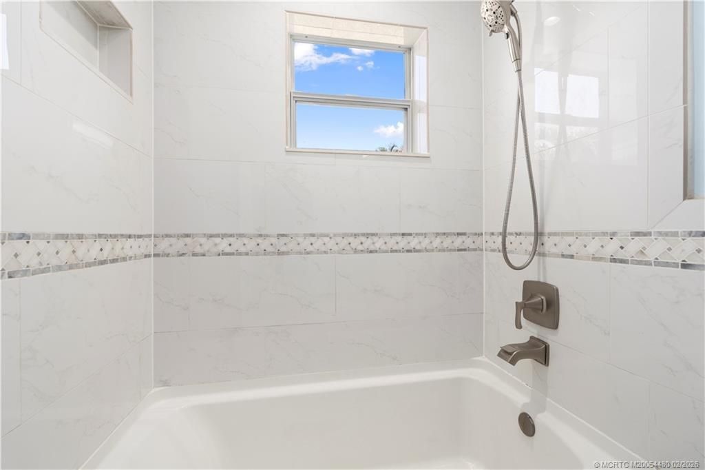 924 SE Dolphin Drive, Stuart, FL 34996 Photo