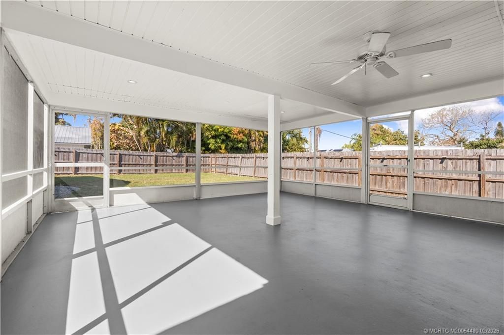 924 SE Dolphin Drive, Stuart, FL 34996 Photo