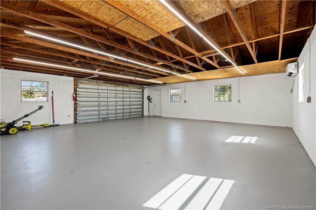 924 SE Dolphin Drive, Stuart, FL 34996 Photo