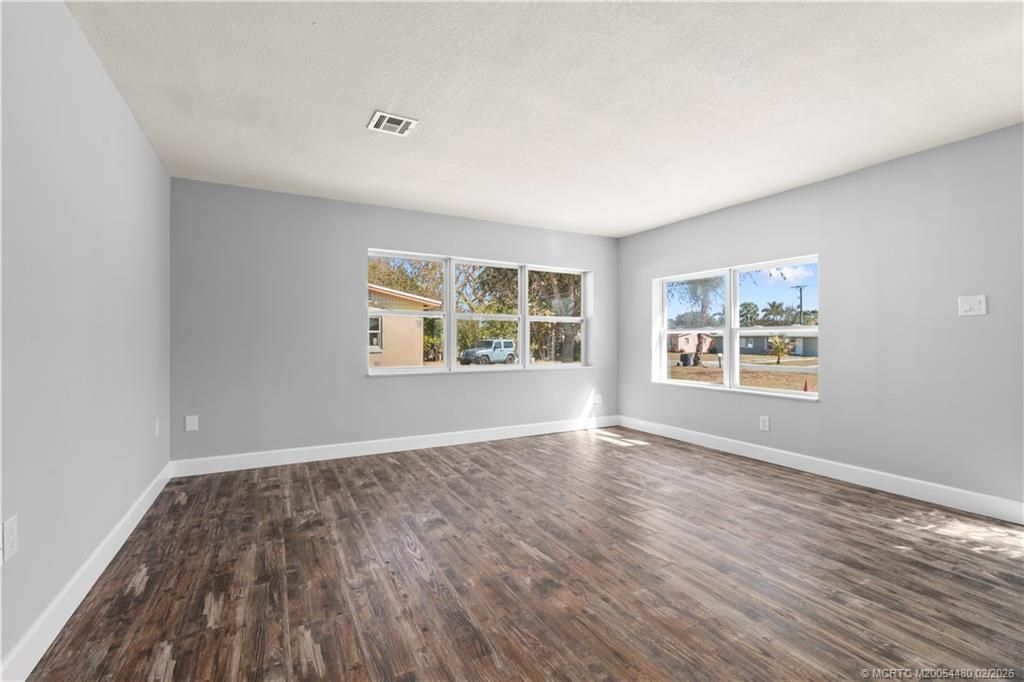 924 SE Dolphin Drive, Stuart, FL 34996 Photo