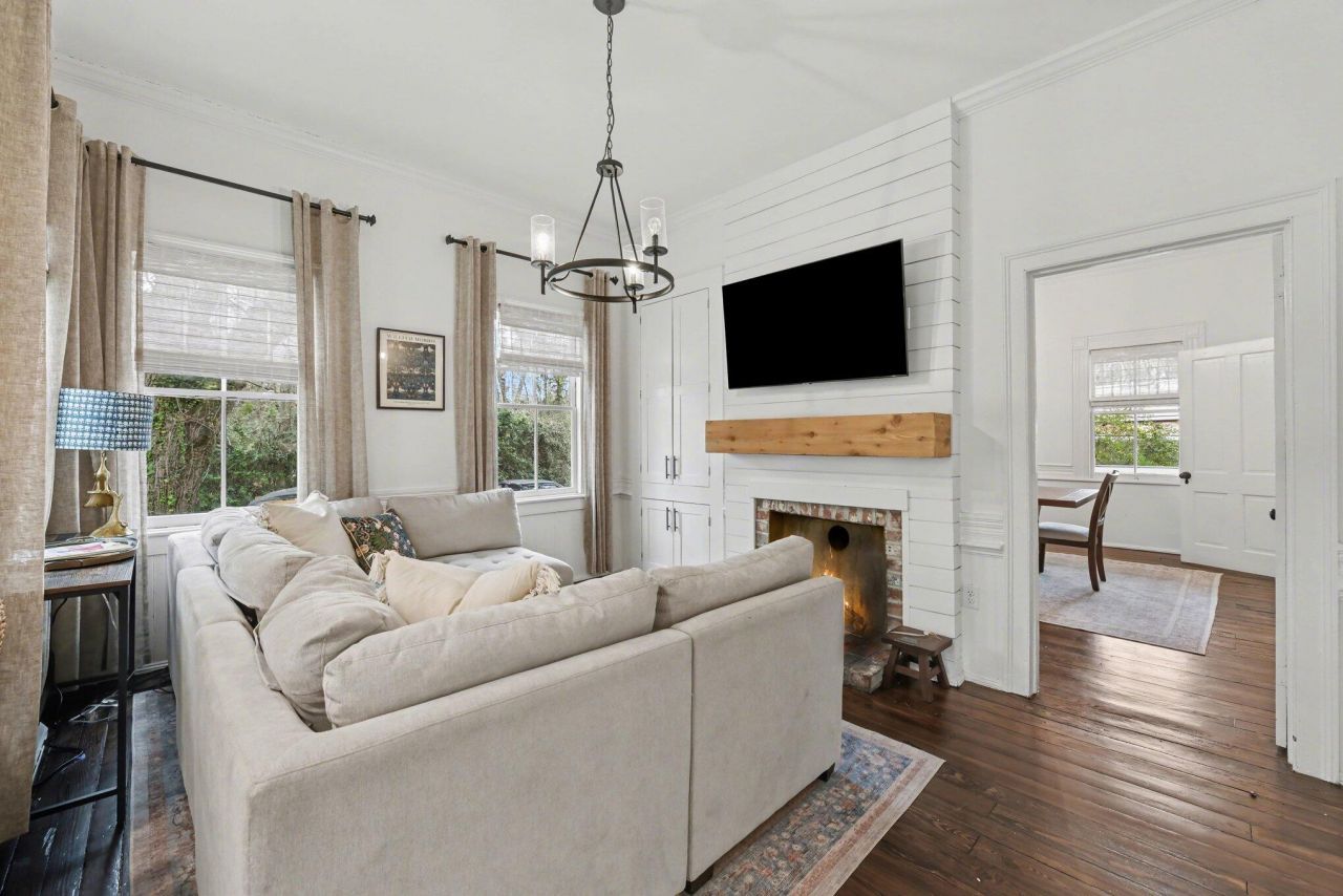 216 W Carolina Avenue Photo 11