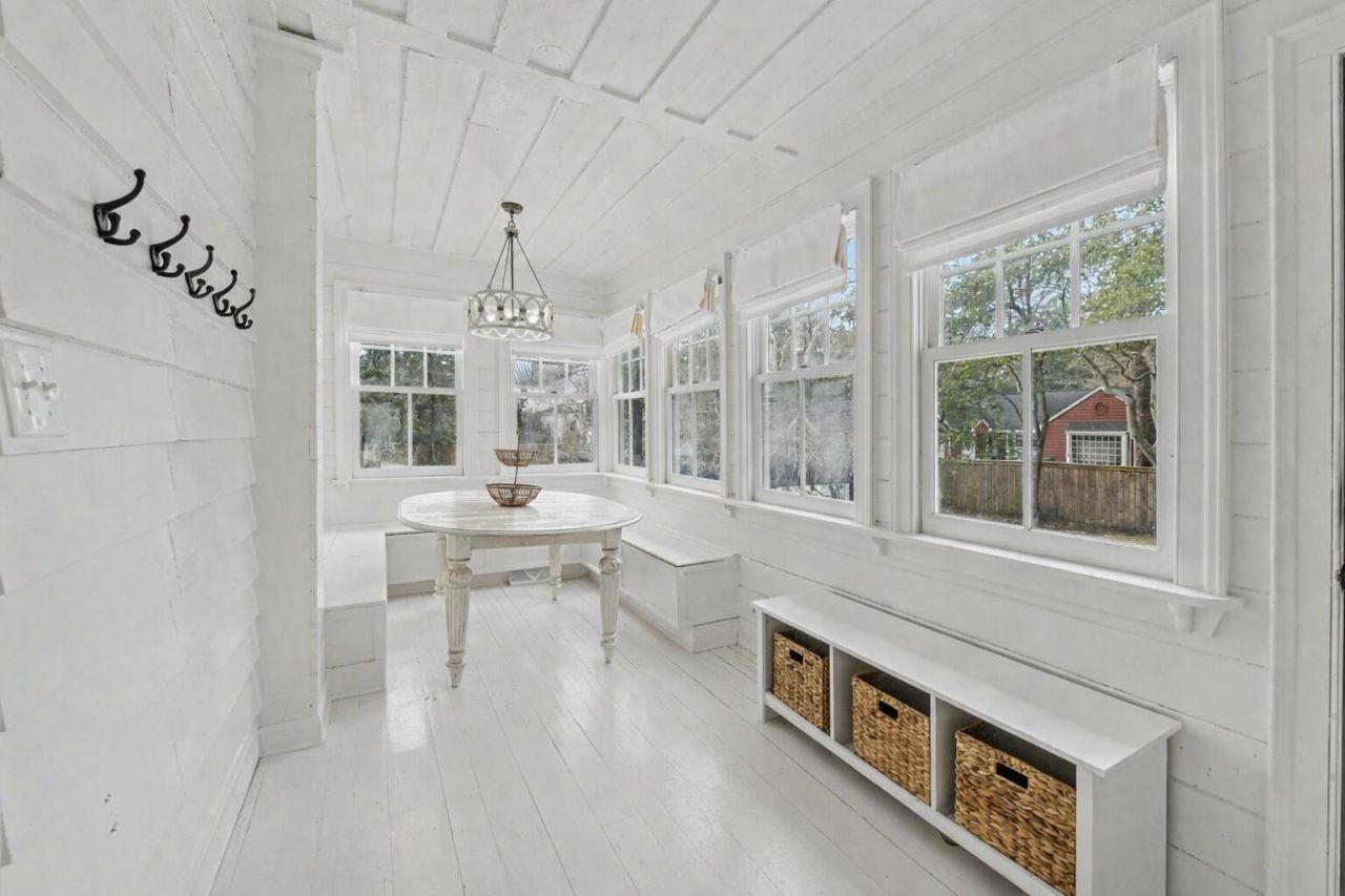 216 W Carolina Avenue Photo 18