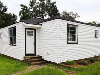 2121 Cosgrove Avenue, North Charleston, SC 29405