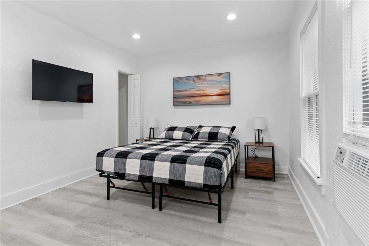 412 E Harwood Street, Orlando, FL 32803 Photo