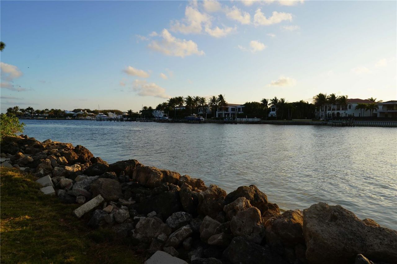 2101 Marina Isle Way, Unit 104, Jupiter, FL 33477 Photo