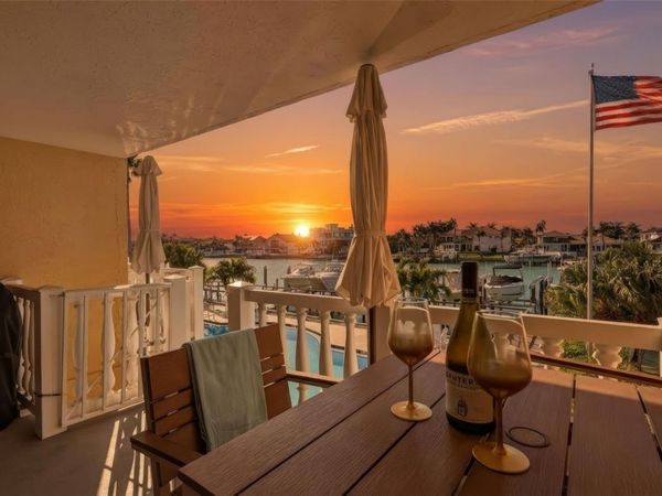 544 PINELLAS BAYWAY S, Unit TH13, TIERRA VERDE, FL 33715