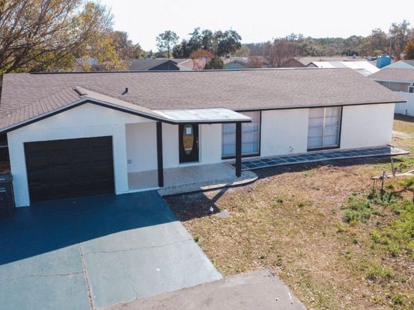 7502 POND VIEW COURT, TAMPA, FL 33615