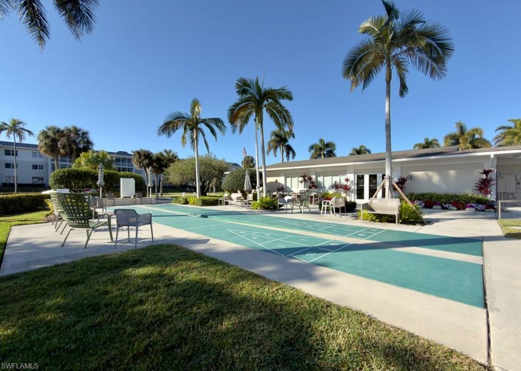 550 Broad Ave S, Unit 550, Naples, FL 34102 Photo