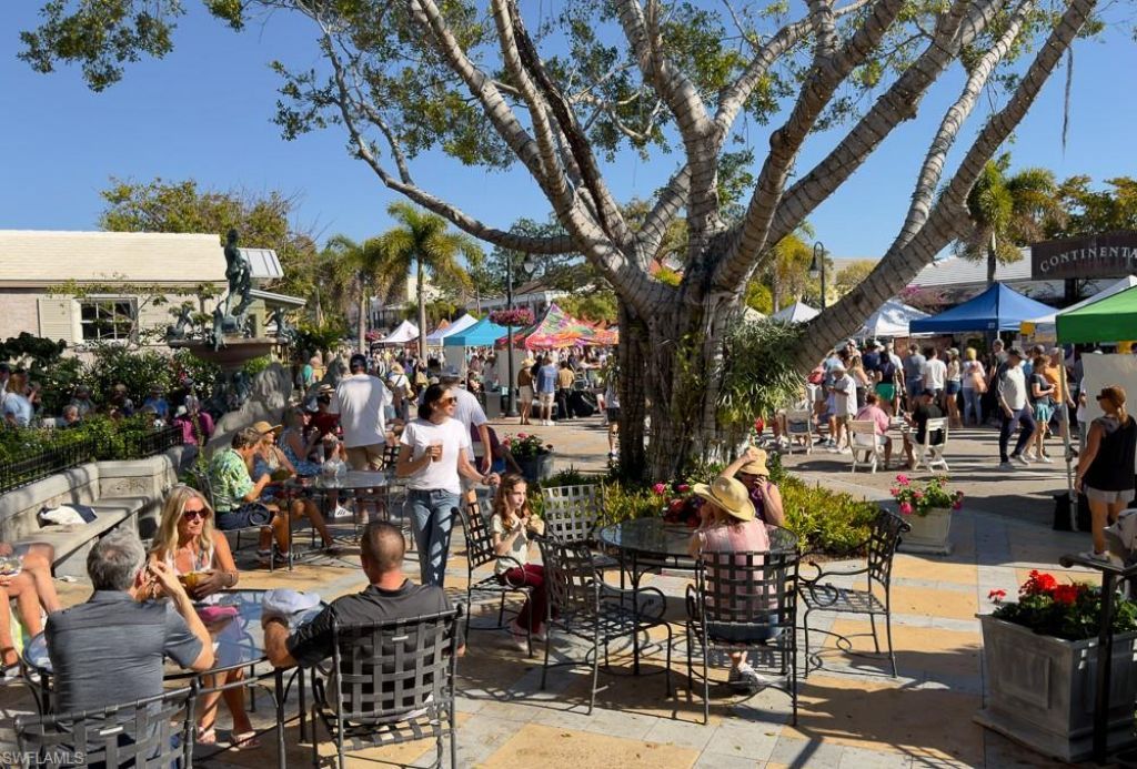 550 Broad Ave S, Unit 550, Naples, FL 34102 Photo