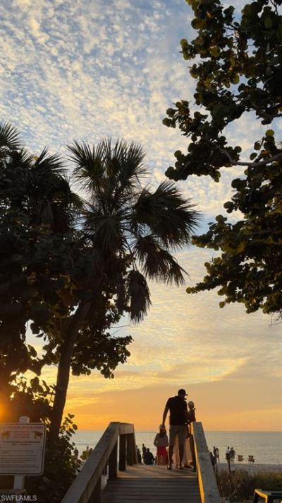 550 Broad Ave S, Unit 550, Naples, FL 34102 Photo