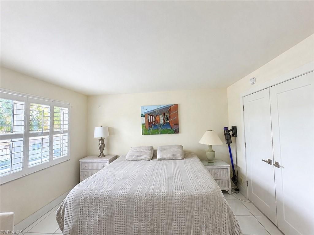 550 Broad Ave S, Unit 550, Naples, FL 34102 Photo