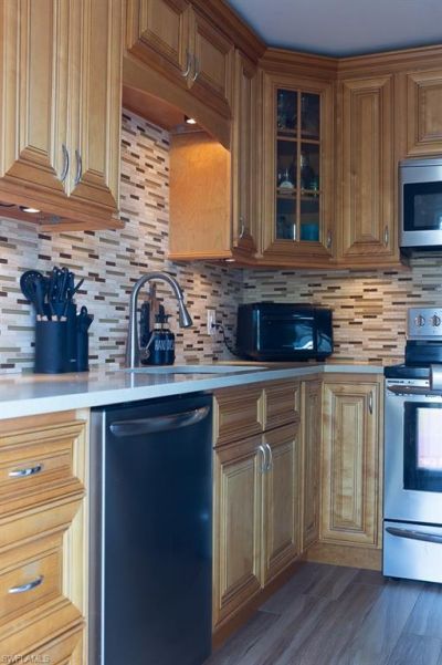 550 Broad Ave S, Unit 550, Naples, FL 34102 Photo