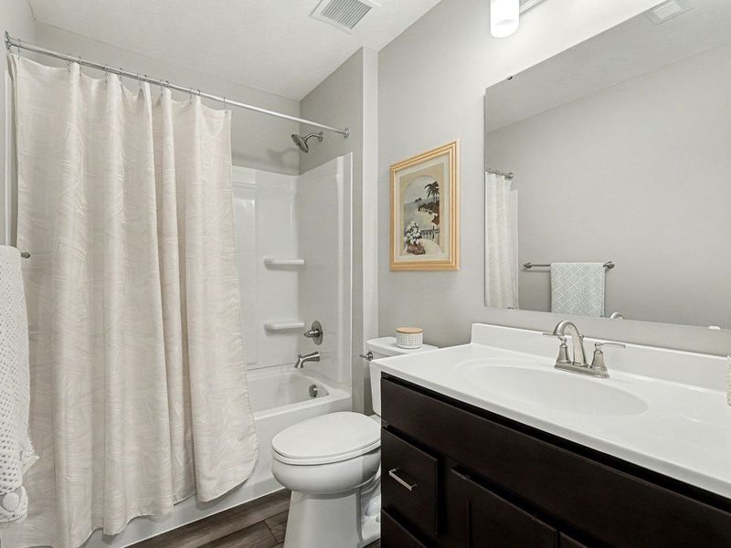 648 Foxhill Drive, Unit 9-203, Crescent Springs, KY 41017 Photo 14