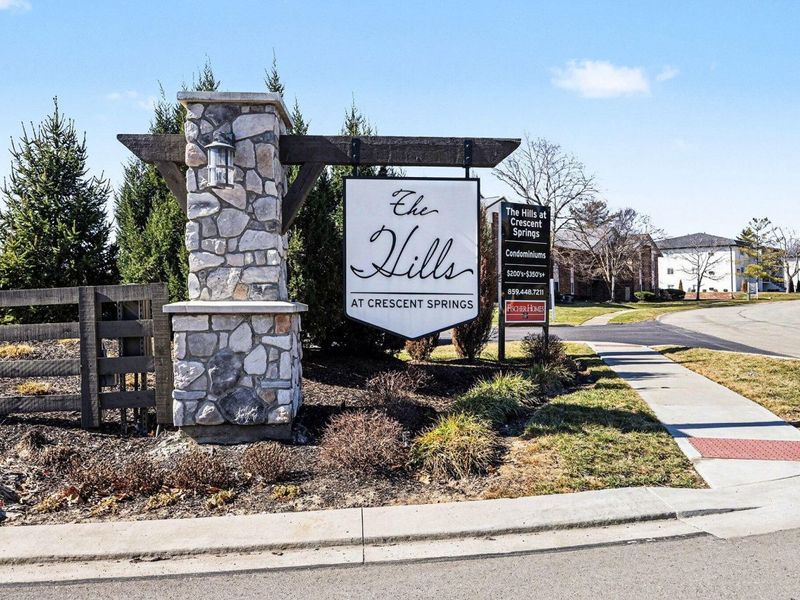 648 Foxhill Drive, Unit 9-203, Crescent Springs, KY 41017 Photo 25