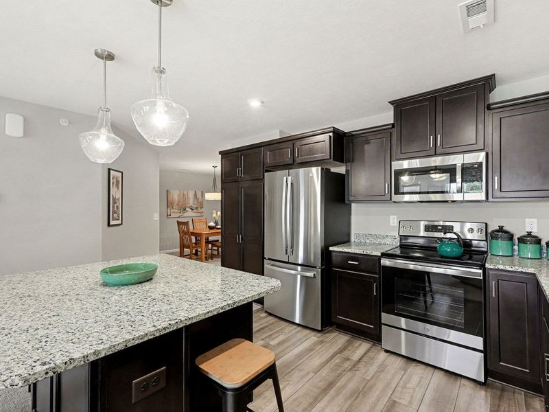 648 Foxhill Drive, Unit 9-203, Crescent Springs, KY 41017 Photo 4