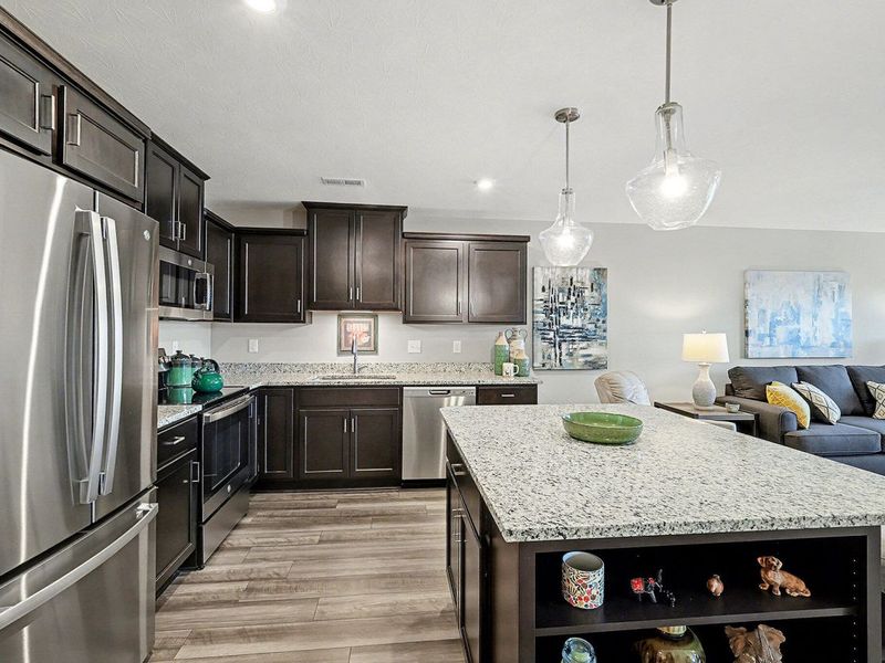 648 Foxhill Drive, Unit 9-203, Crescent Springs, KY 41017 Photo 5