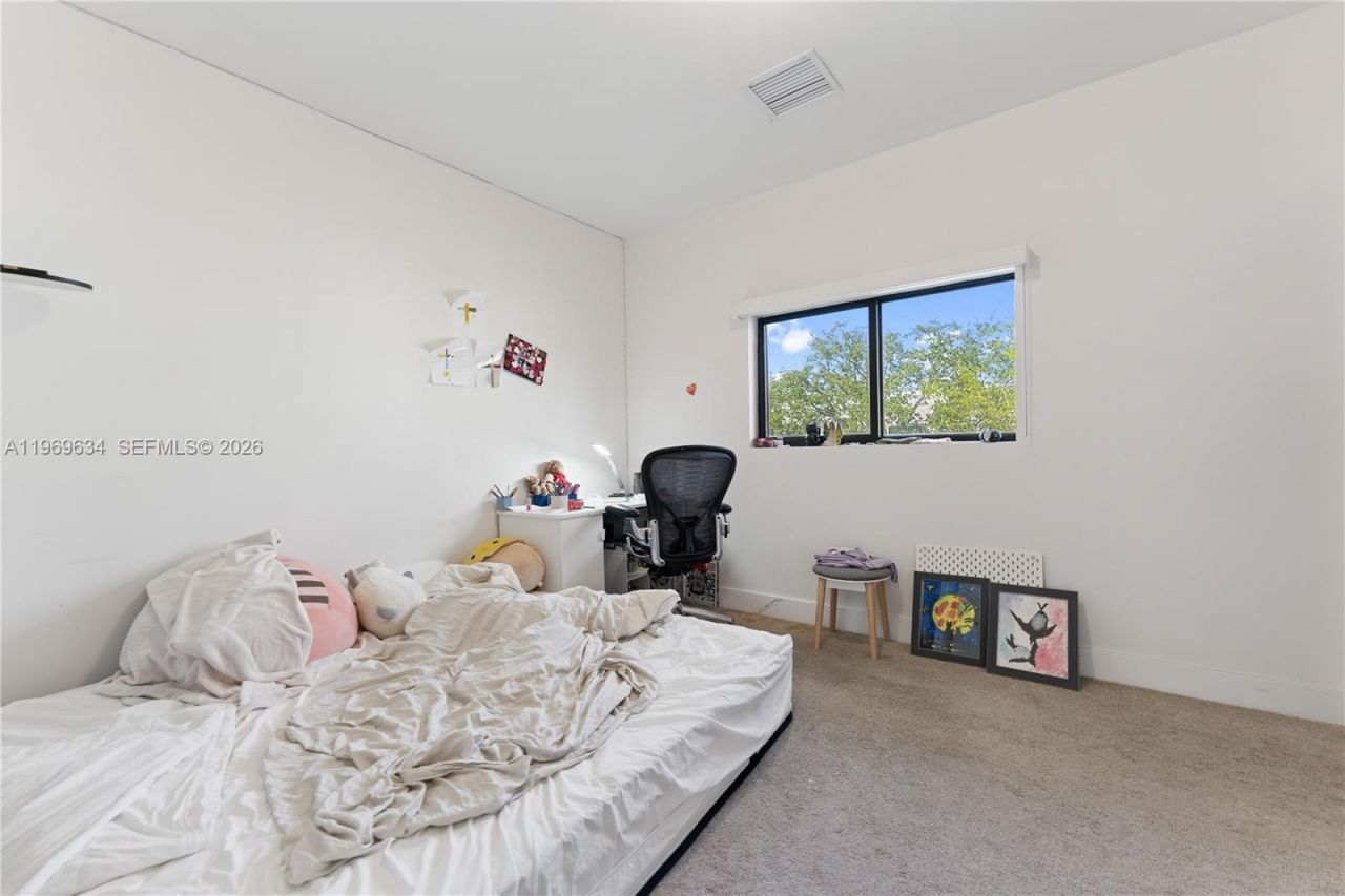 4440 NW 8th Ct , Plantation, FL 33317 Photo