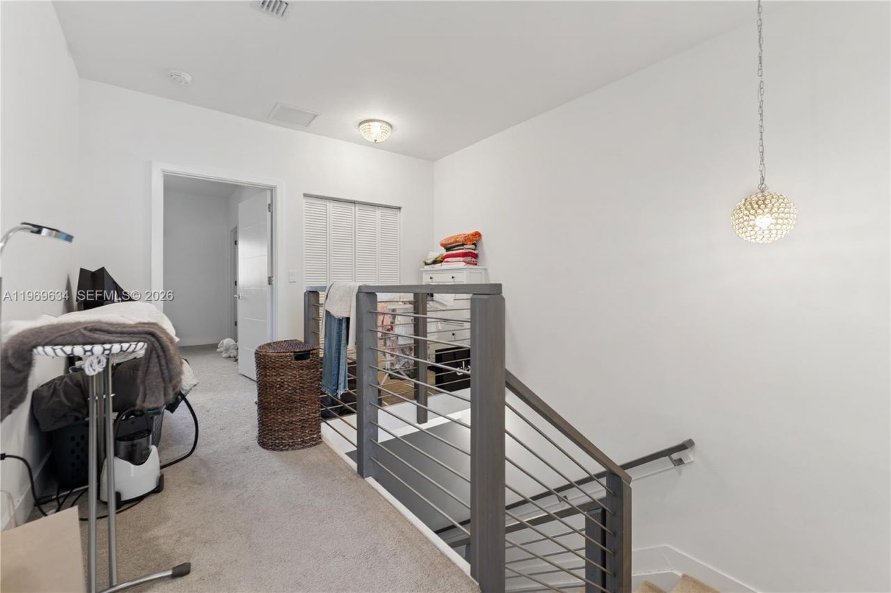 4440 NW 8th Ct , Plantation, FL 33317 Photo