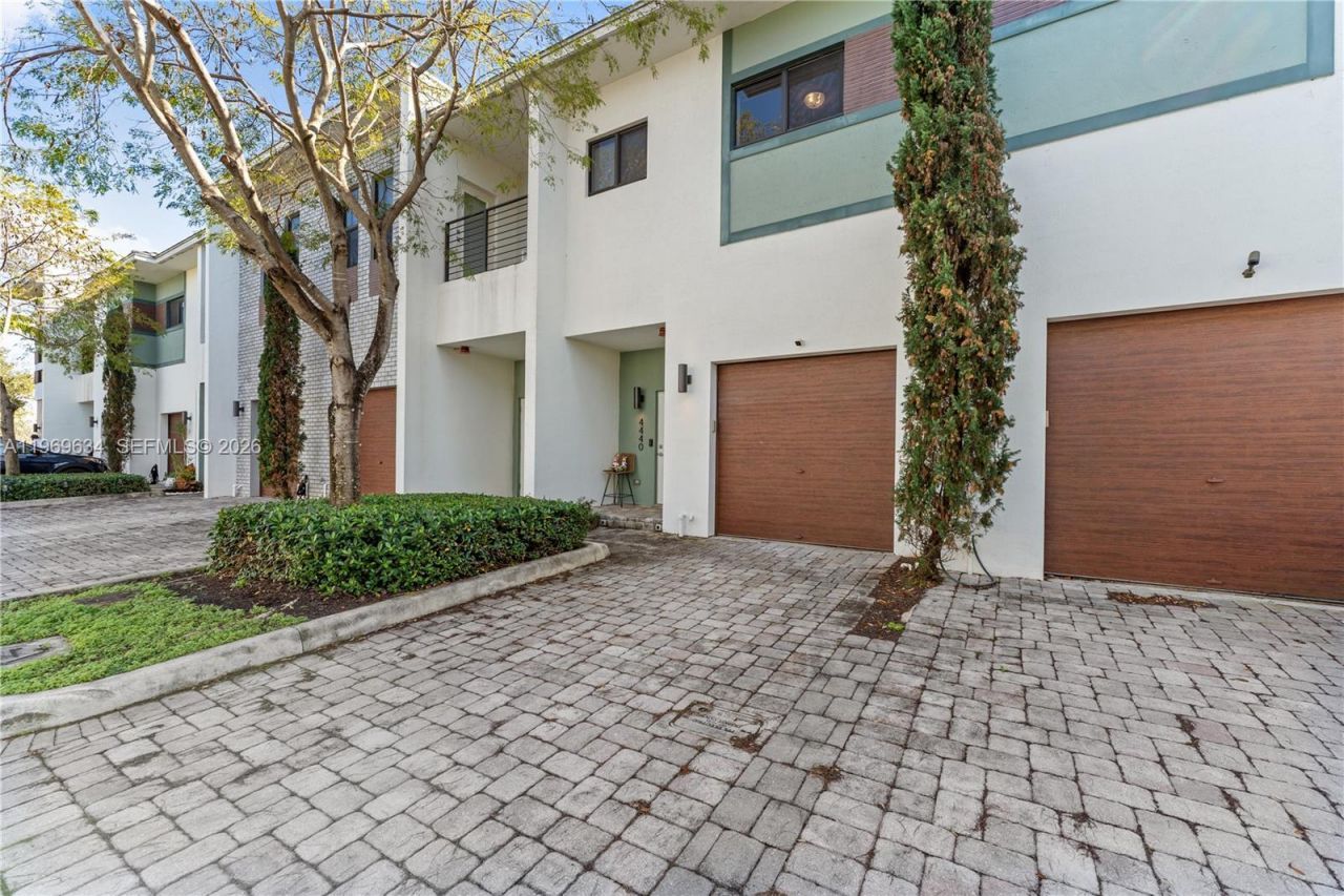 4440 NW 8th Ct , Plantation, FL 33317 Photo