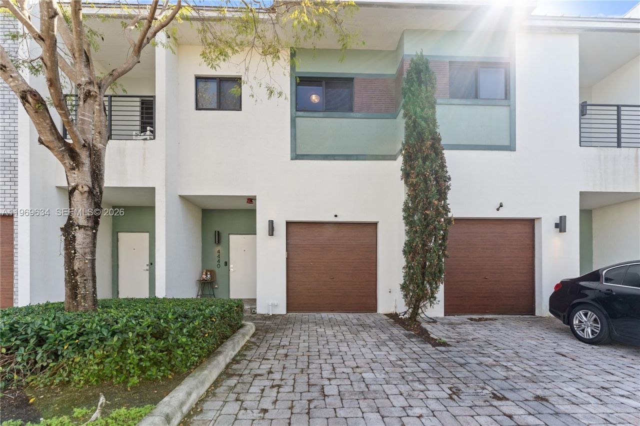 4440 NW 8th Ct , Plantation, FL 33317 Photo